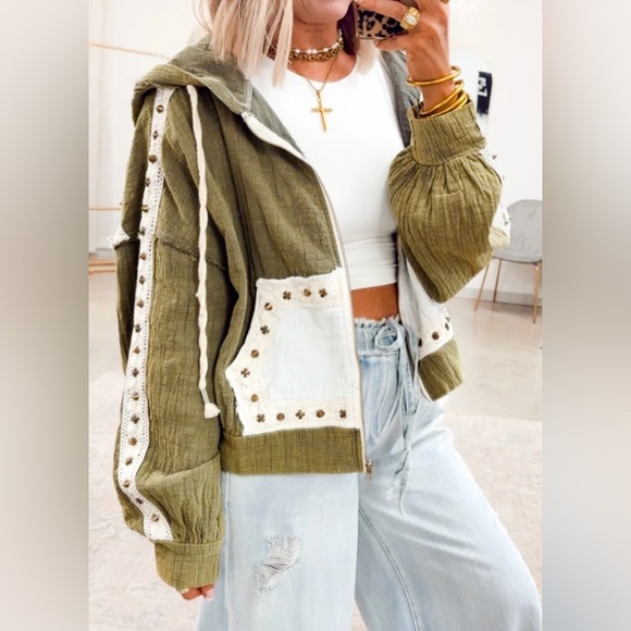 NWT POL Studded Contrast Textured Gauze Crochet Hooded Jacket Hoodie Olive - Picture 5 of 14